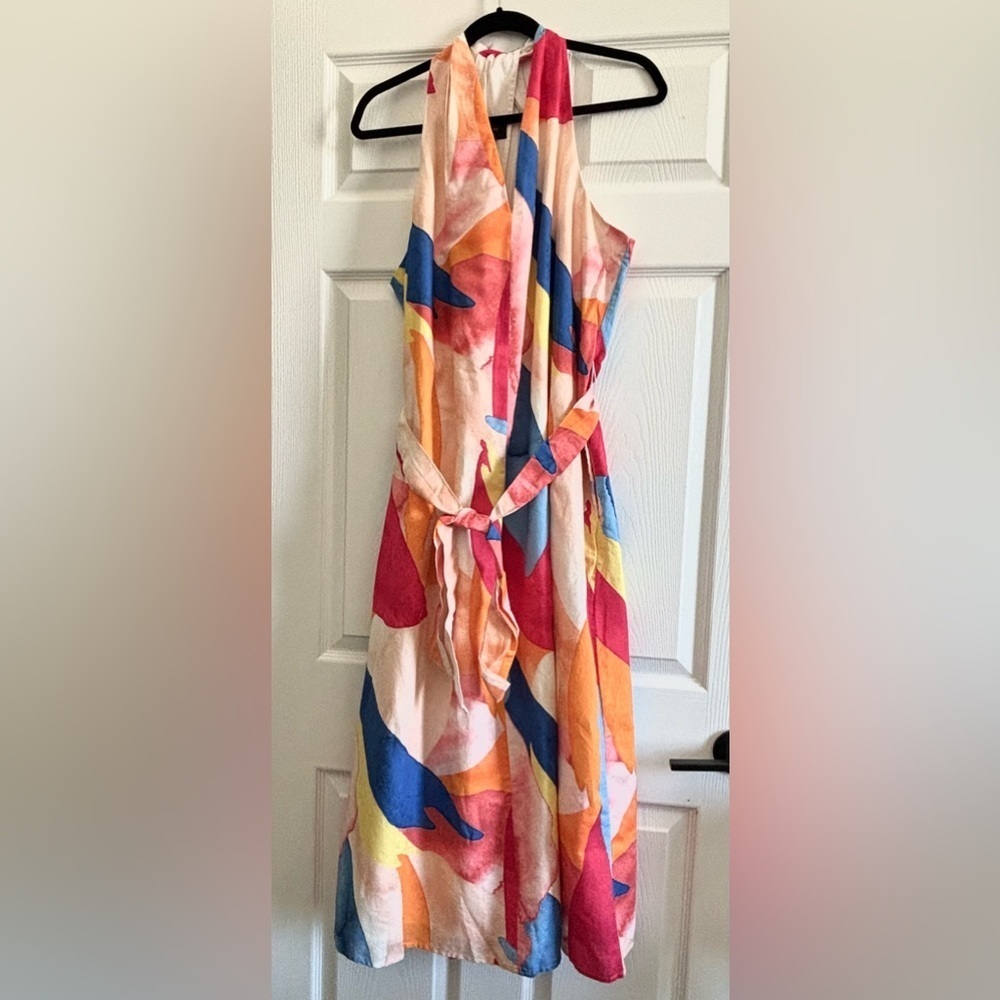 NWT Banana Republic Colorful Halter Neck Dress
Color
Brushstroked Multi - Picture 2 of 4